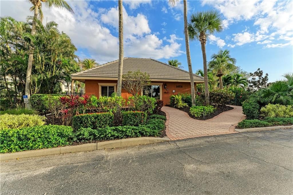 14813 Laguna Dr, Unit 401, Fort Myers, FL 33908 Photo