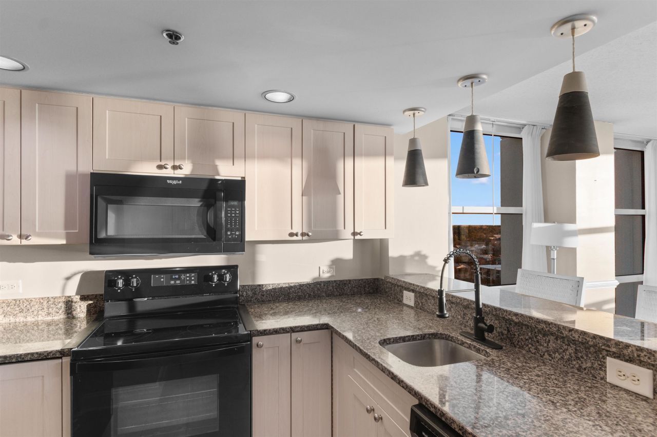 2301 S Ocean Blvd. Photo 12