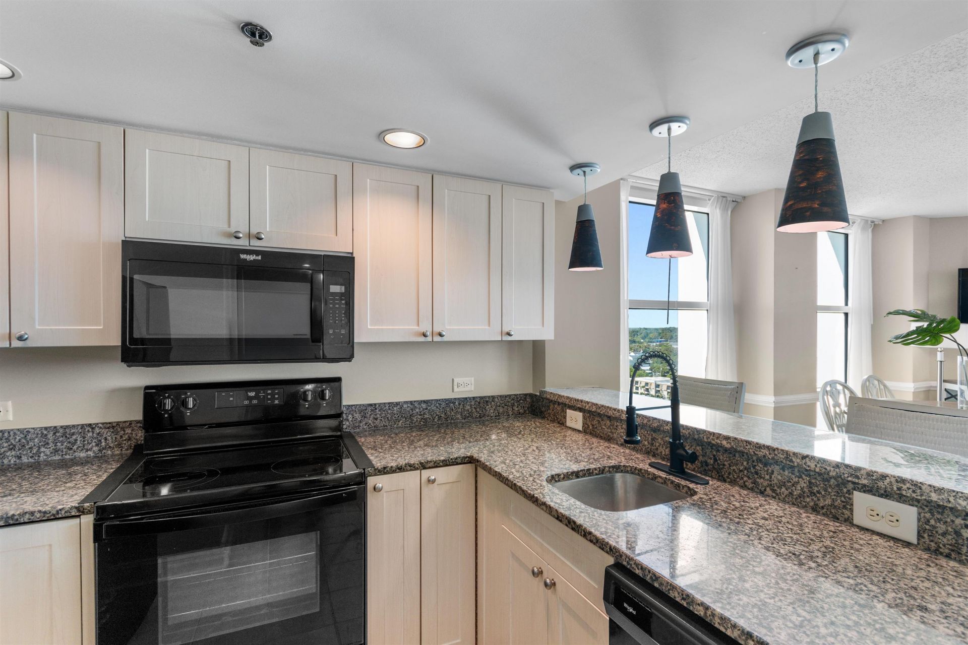 2301 S Ocean Blvd. Photo 19