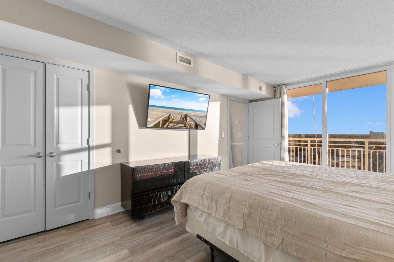 2301 S Ocean Blvd. Photo 27