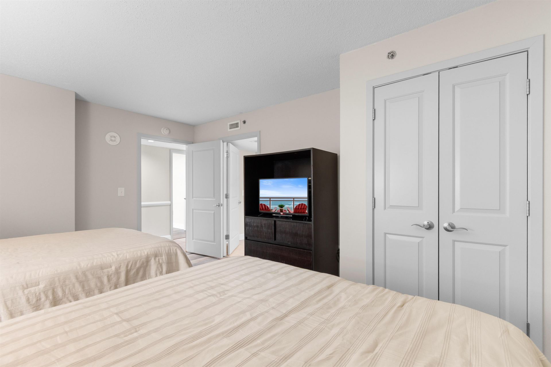 2301 S Ocean Blvd. Photo 28