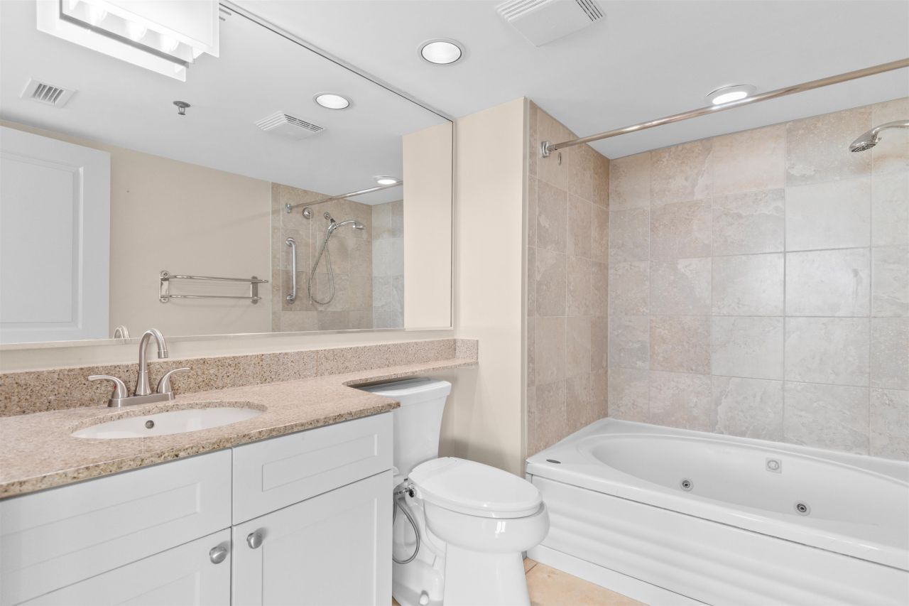 2301 S Ocean Blvd. Photo 29