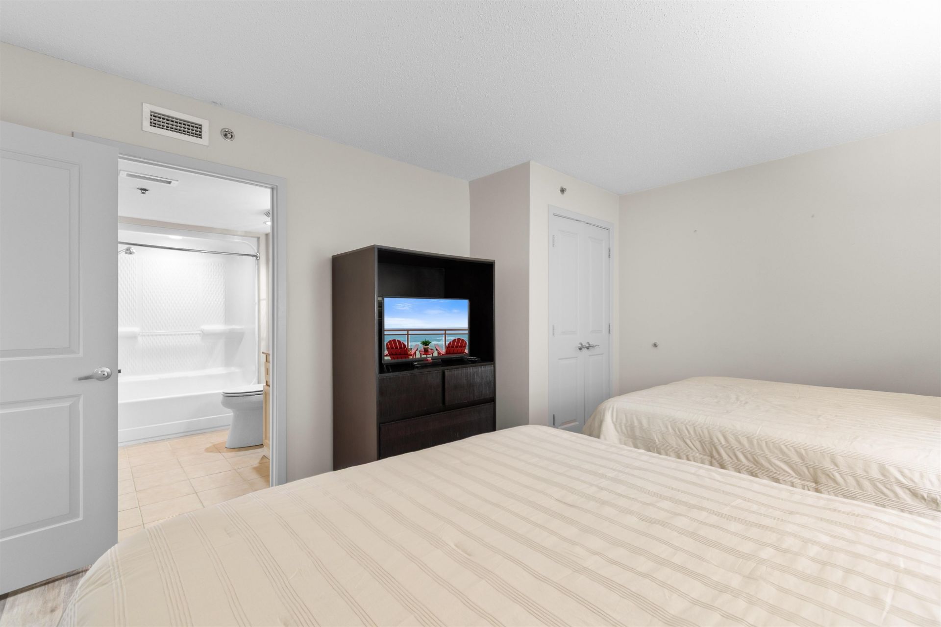 2301 S Ocean Blvd. Photo 30
