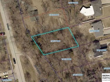 9649 N 31st Street , Omaha, NE 68112