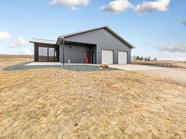 17742 280th Avenue, Ellendale, MN 56026