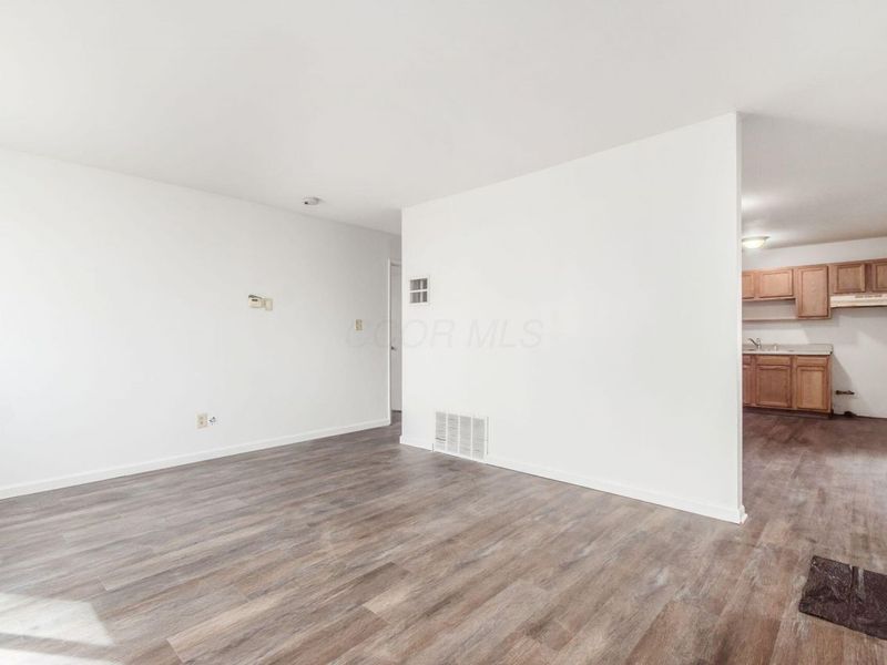 1565 Smith Road, Columbus, OH 43207 Photo 7