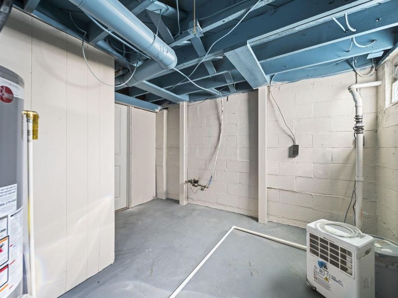 1222 Manchester Avenue, Columbus, OH 43211 Photo 32