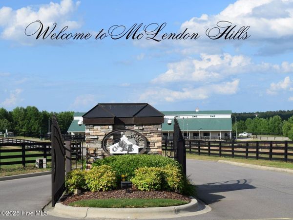 190 Beths Point , West End, NC 27376