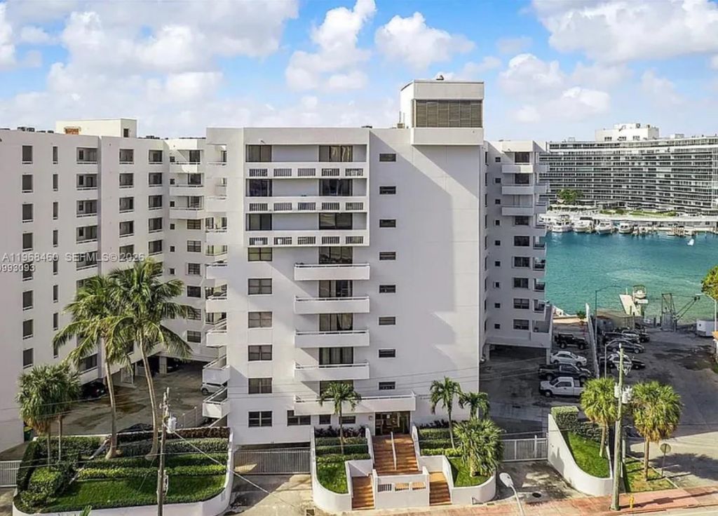 6830 Indian Creek Dr, Unit 2A, Miami Beach, FL 33141 Photo