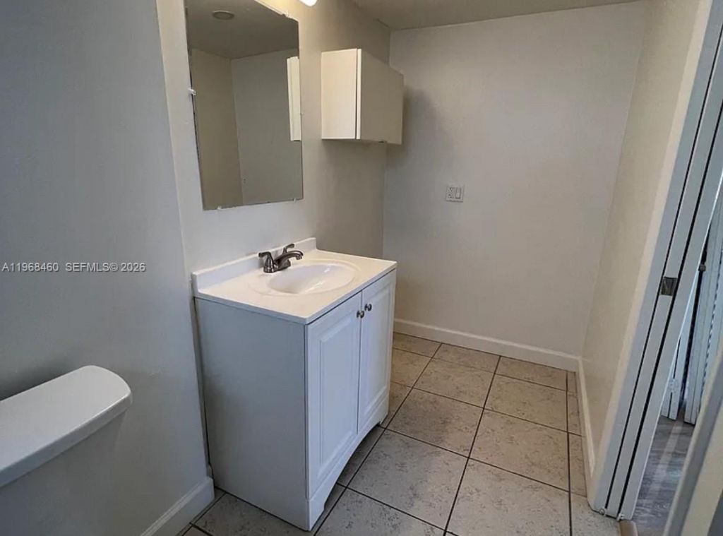 6830 Indian Creek Dr, Unit 2A, Miami Beach, FL 33141 Photo