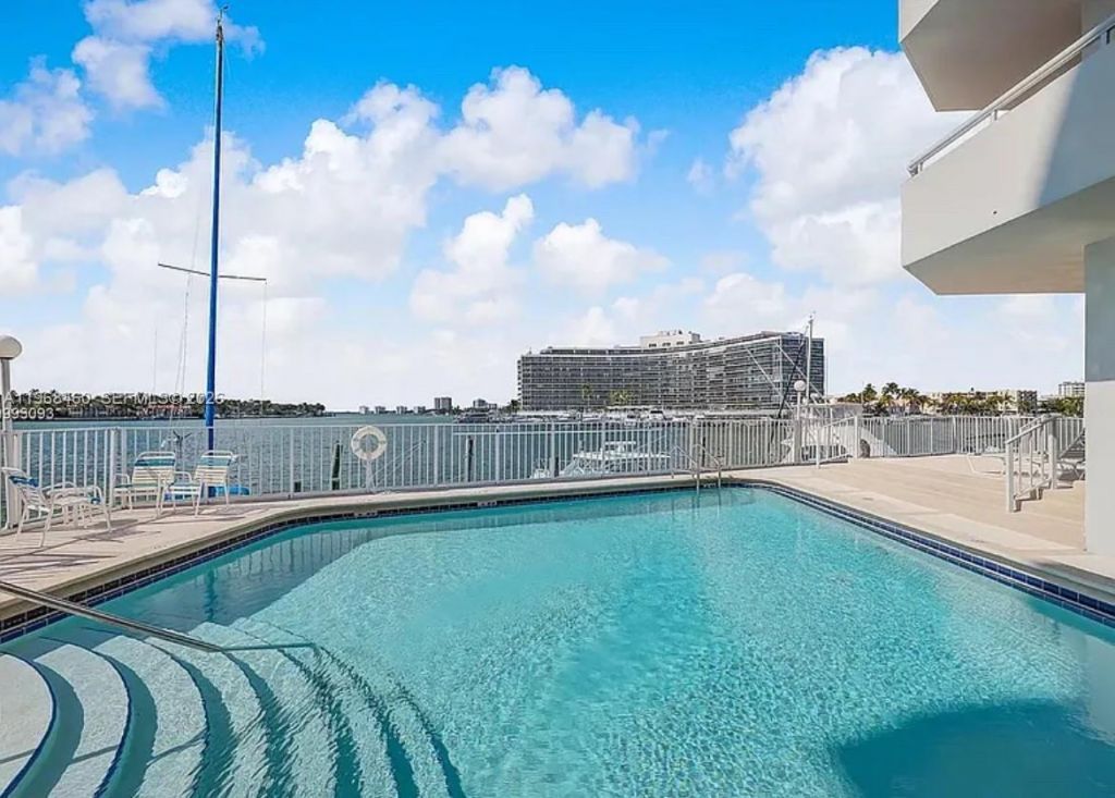 6830 Indian Creek Dr, Unit 2A, Miami Beach, FL 33141 Photo