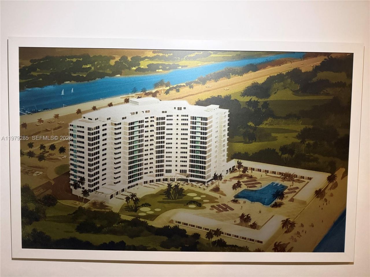 5255 Collins Ave , Unit 7B, Miami Beach, FL 33140 Photo