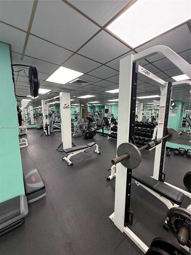 5255 Collins Ave , Unit 7B, Miami Beach, FL 33140 Photo