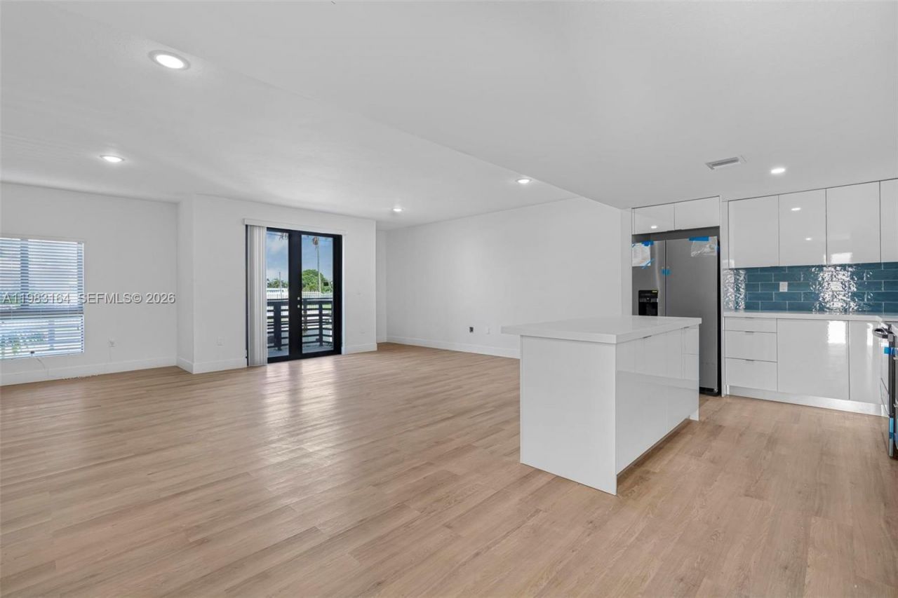 16955 SW 100th Ave , Miami, FL 33157 Photo