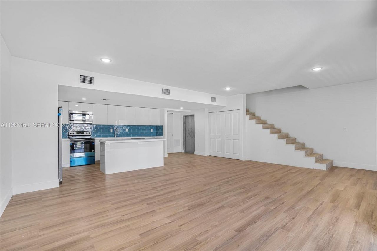 16955 SW 100th Ave , Miami, FL 33157 Photo