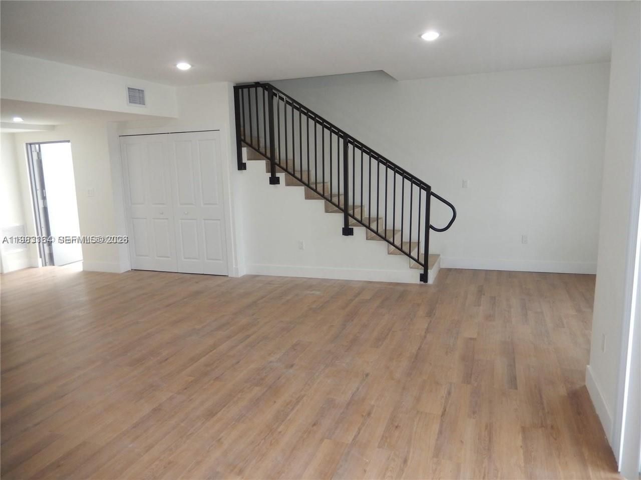 16955 SW 100th Ave , Miami, FL 33157 Photo