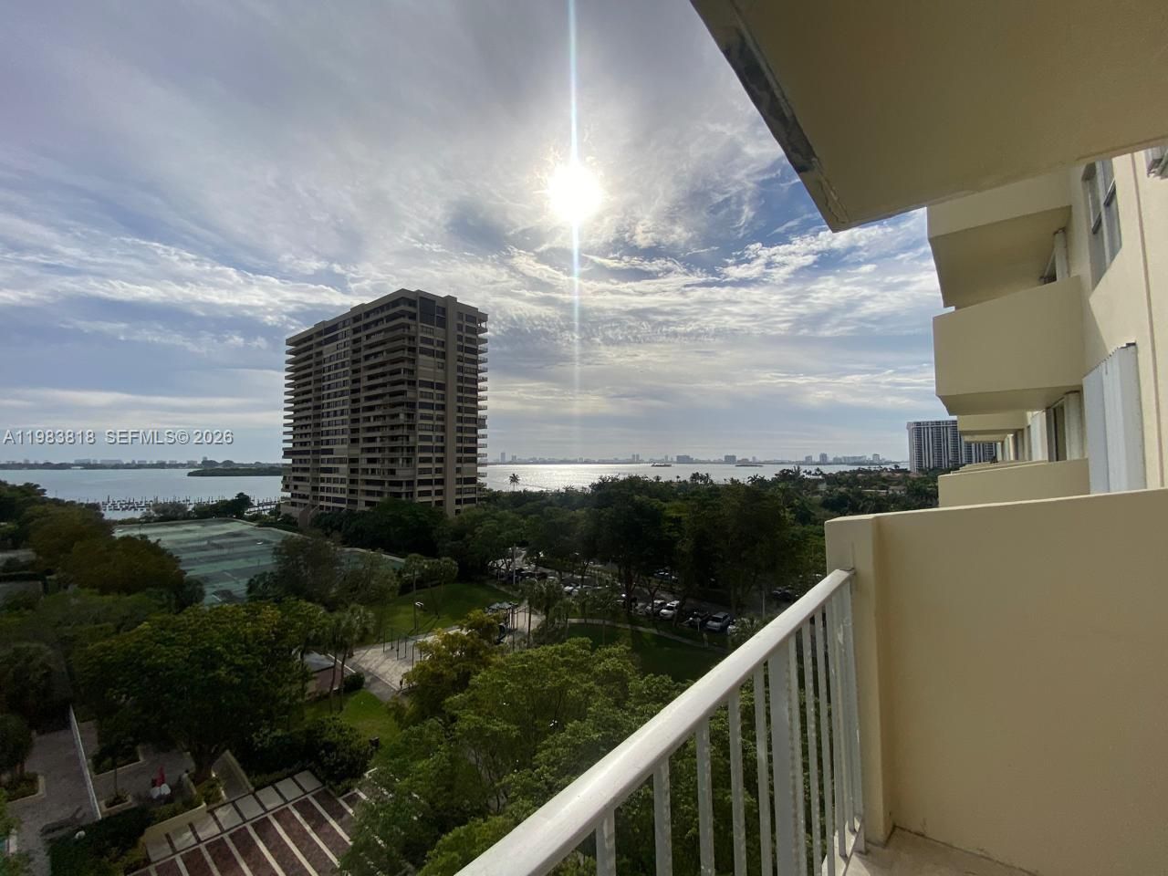 11111 Biscayne Blvd , Unit 8F, Miami, FL 33181 Photo
