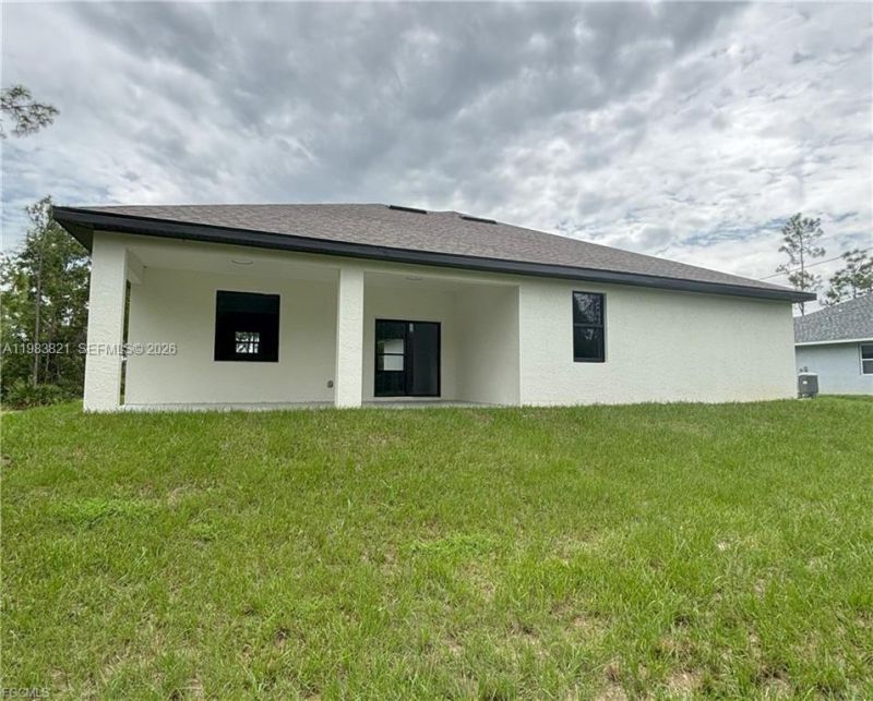 113 Monroe Ave, Lehigh Acres, FL 33936 Photo