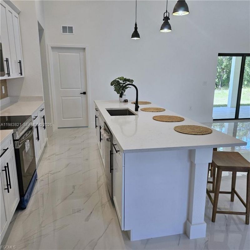 113 Monroe Ave, Lehigh Acres, FL 33936 Photo