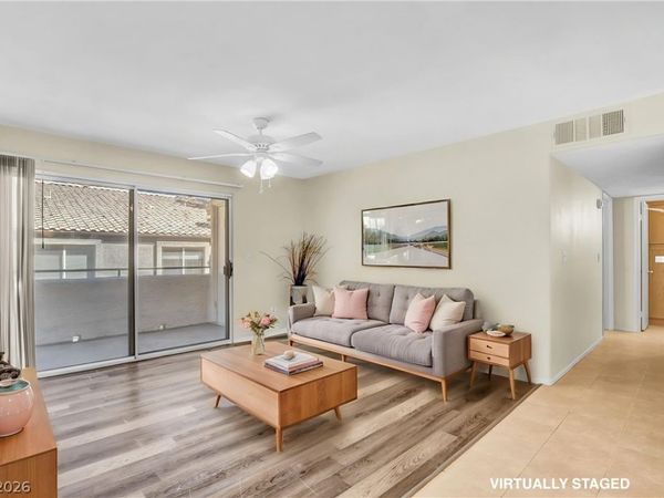 3070 Casey Drive, Unit 203, Las Vegas, NV 89120