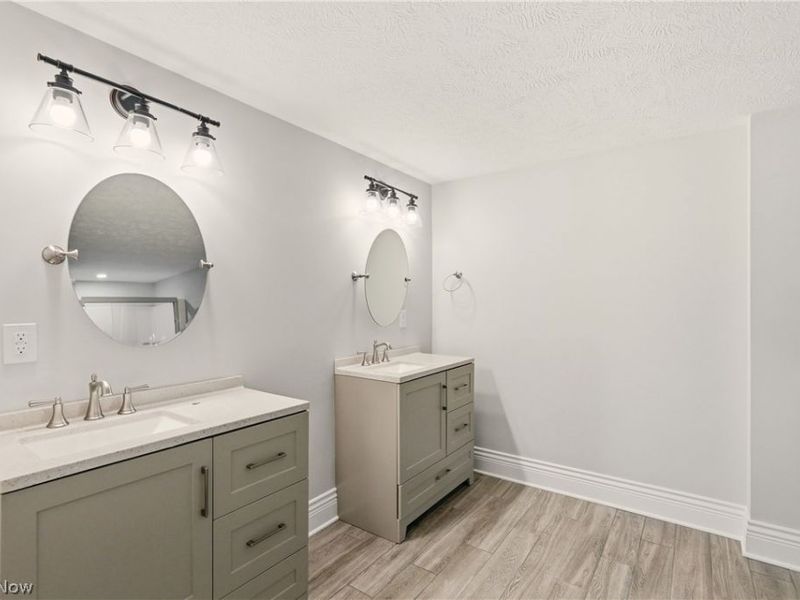 637 Lyonswood Drive, Hinckley, OH 44233 Photo 35