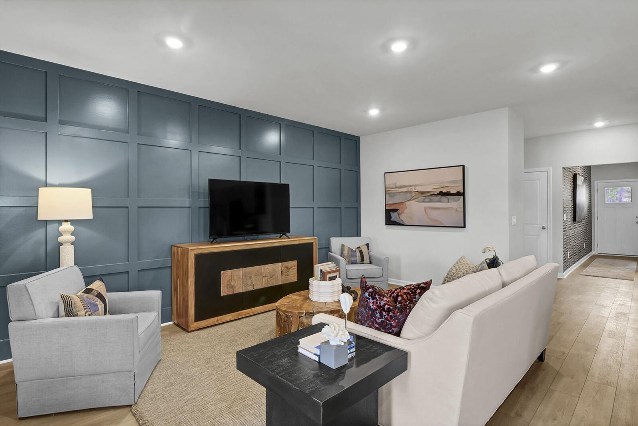 1943 Deercreek Drive Photo 5