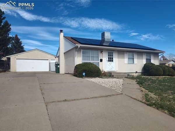 37 Massari Road, Pueblo, CO 81001