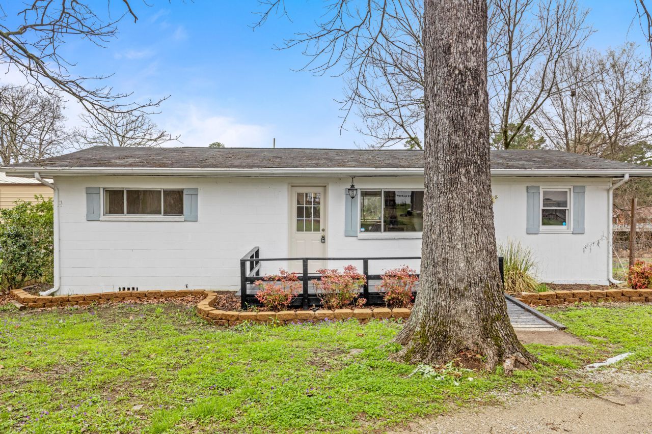 2921 Kirkman Road, Chattanooga, TN 37421 Main Photo