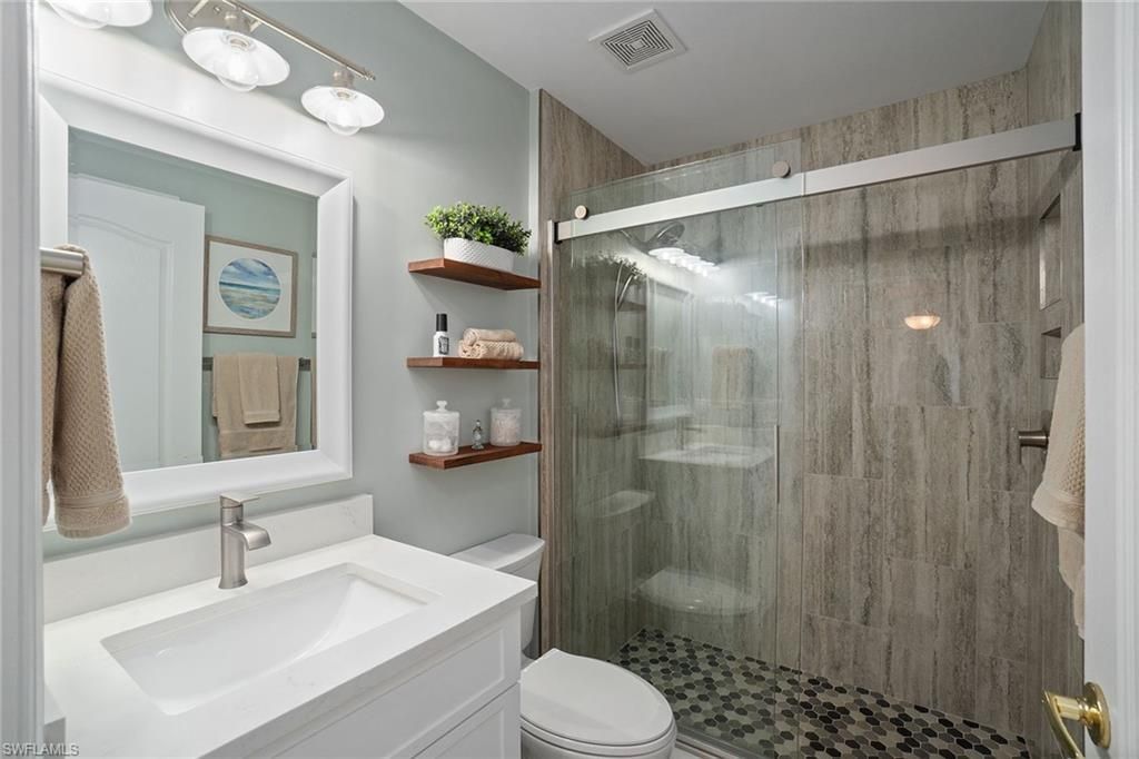 9175 Spring Run Blvd, Unit 1803, Estero, FL 34135 Photo