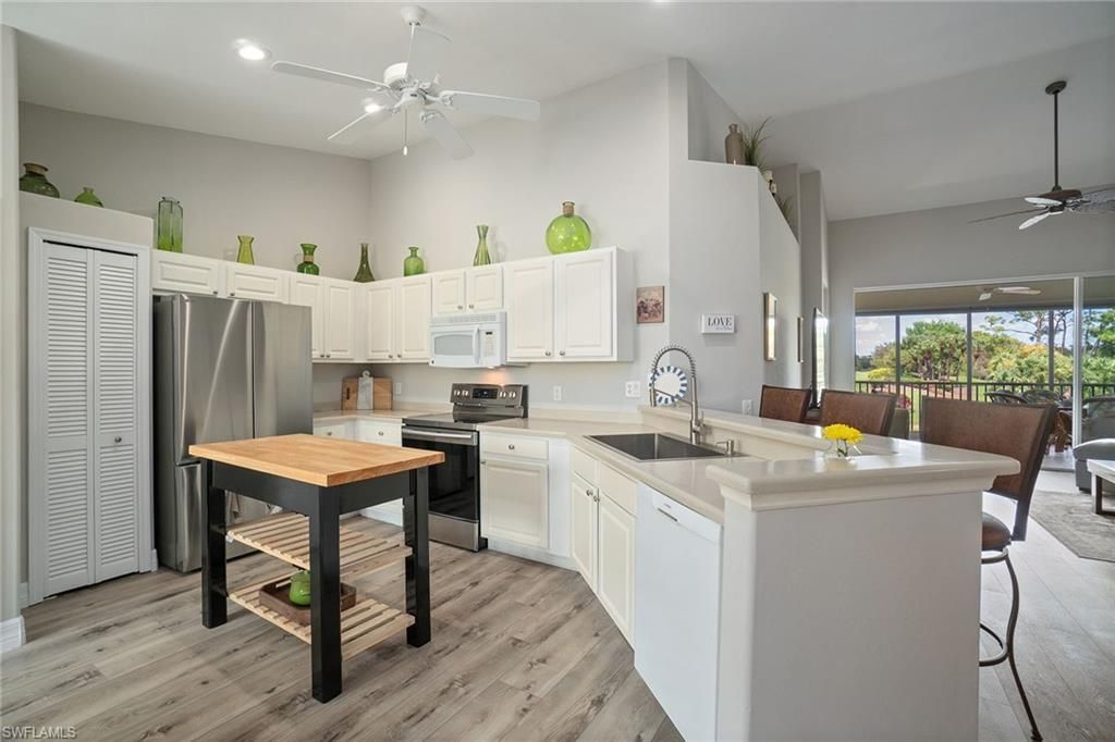 9175 Spring Run Blvd, Unit 1803, Estero, FL 34135 Photo