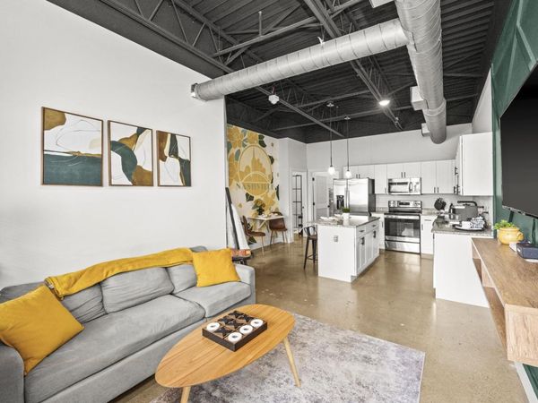 295 Plus Park Blvd, Unit 212, Nashville, TN 37217