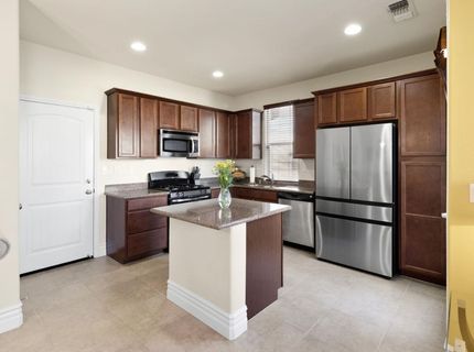 181 Talmont Cir, Roseville, CA 95678 Photo