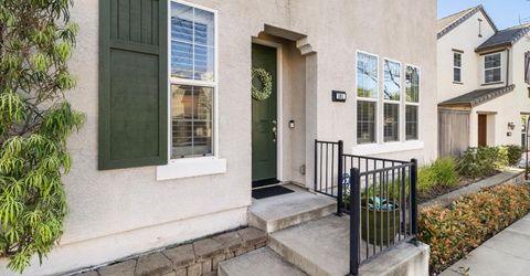 181 Talmont Cir, Roseville, CA 95678 Photo