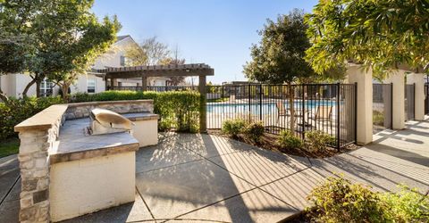 181 Talmont Cir, Roseville, CA 95678 Photo