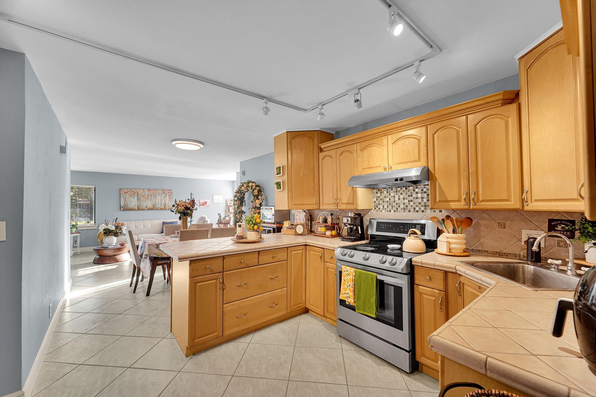 261 Wimbledon Lake Drive, Plantation, FL 33324 Photo