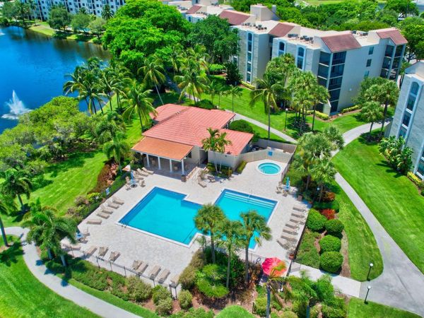 950 Lavers Circle, Unit F307, Delray Beach, FL 33444