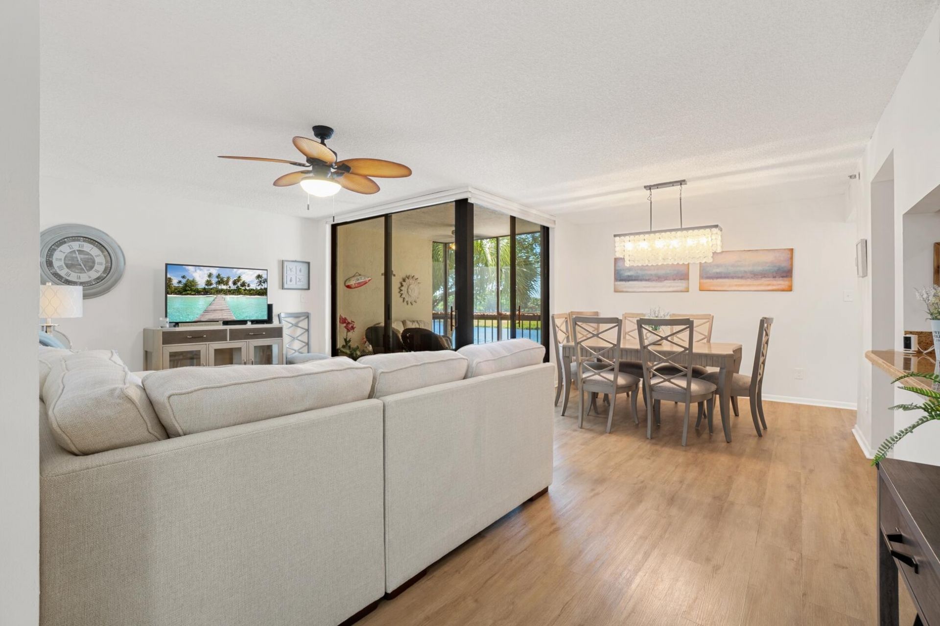 950 Lavers Circle, Unit F307, Delray Beach, FL 33444 Photo