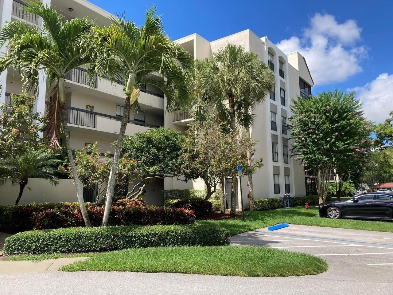 950 Lavers Circle, Unit F307, Delray Beach, FL 33444 Photo