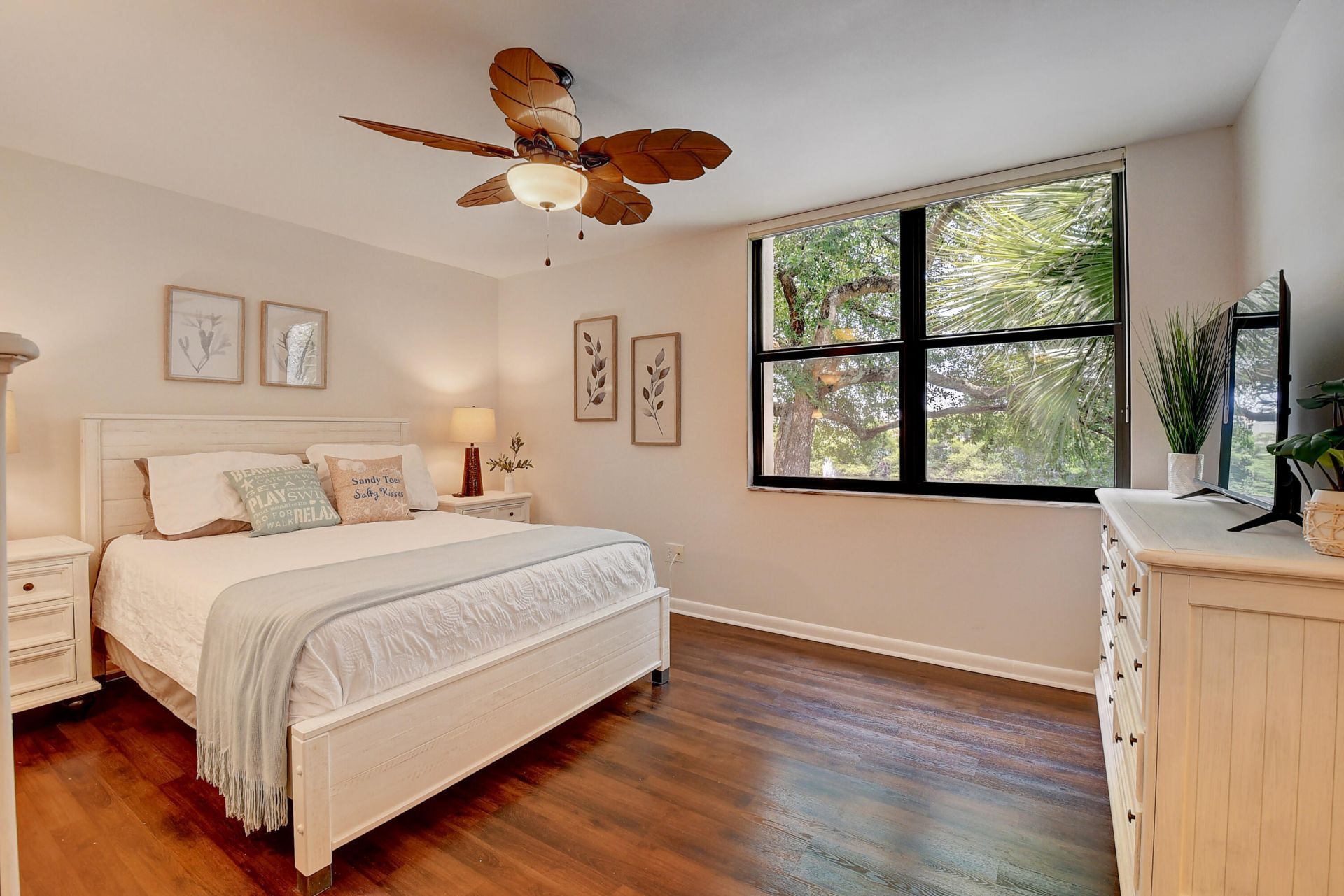 950 Lavers Circle, Unit F307, Delray Beach, FL 33444 Photo