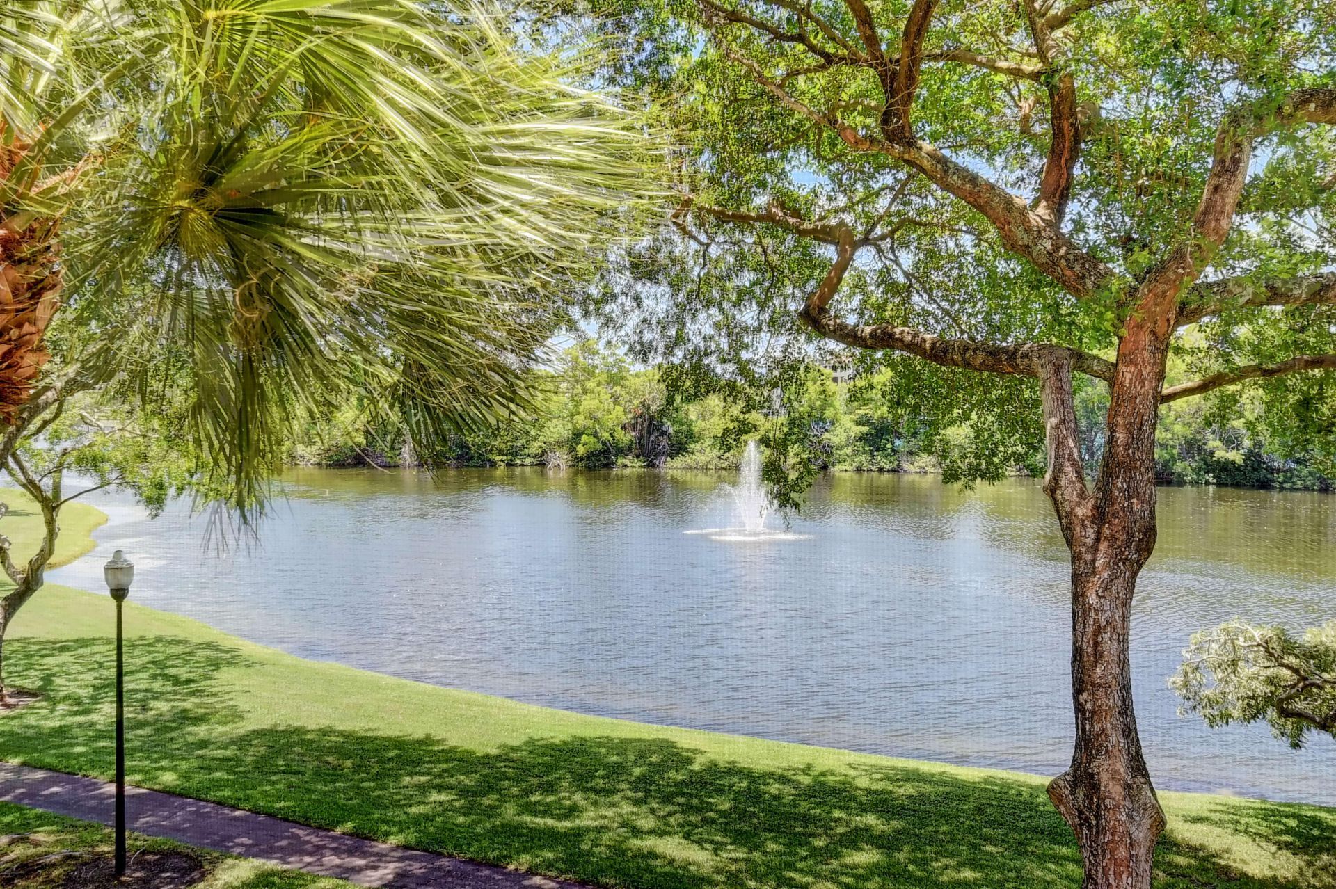 950 Lavers Circle, Unit F307, Delray Beach, FL 33444 Photo