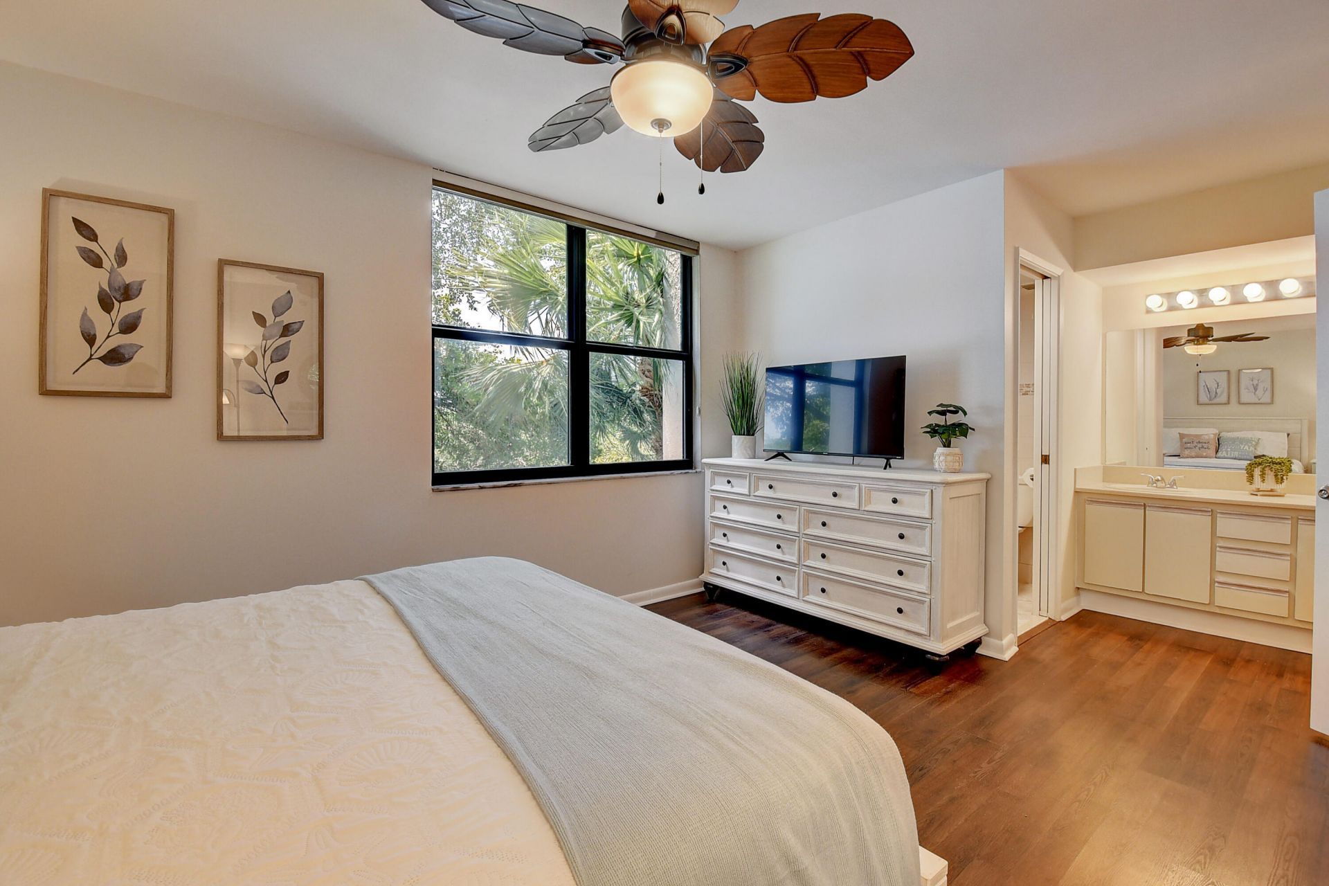 950 Lavers Circle, Unit F307, Delray Beach, FL 33444 Photo