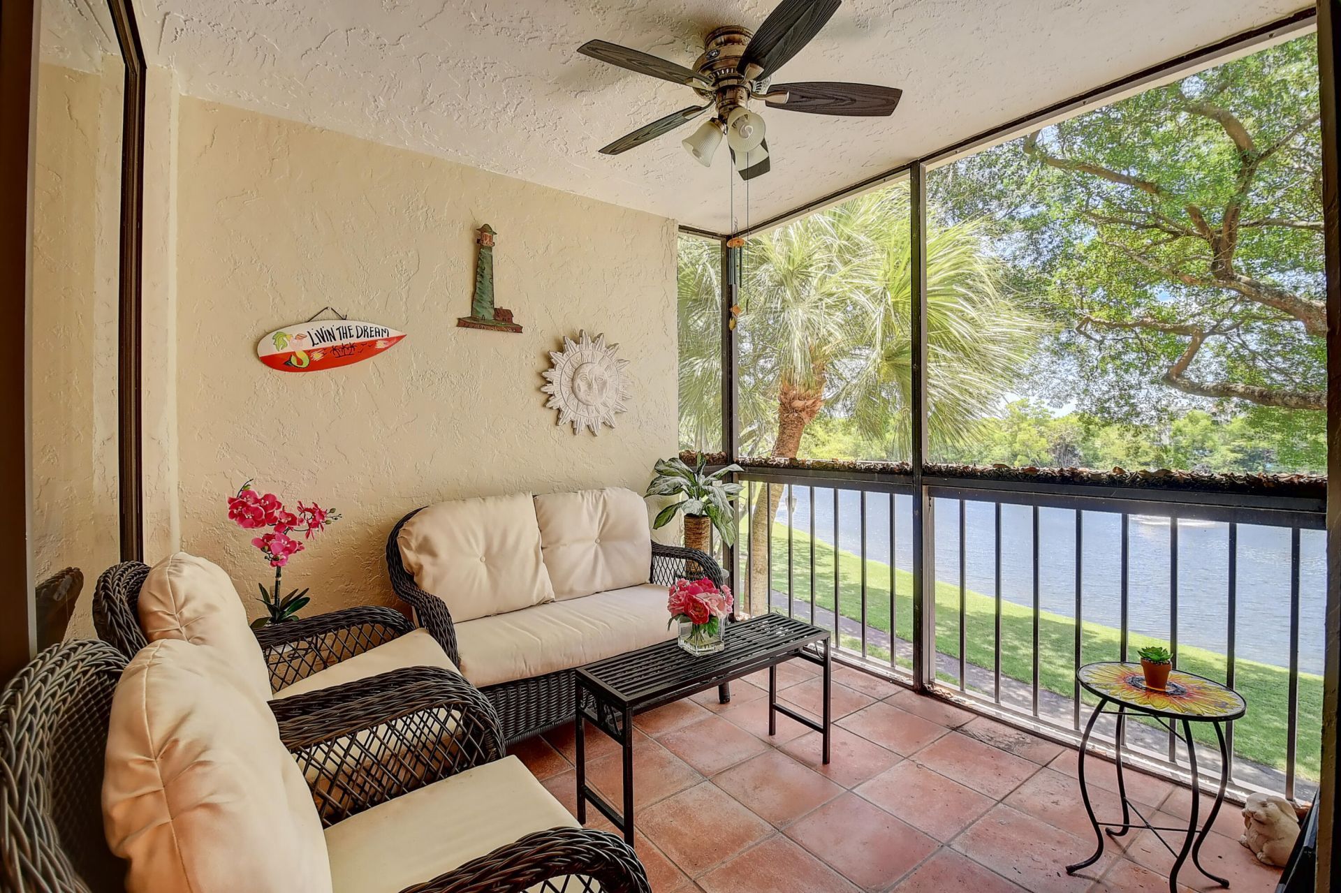 950 Lavers Circle, Unit F307, Delray Beach, FL 33444 Photo