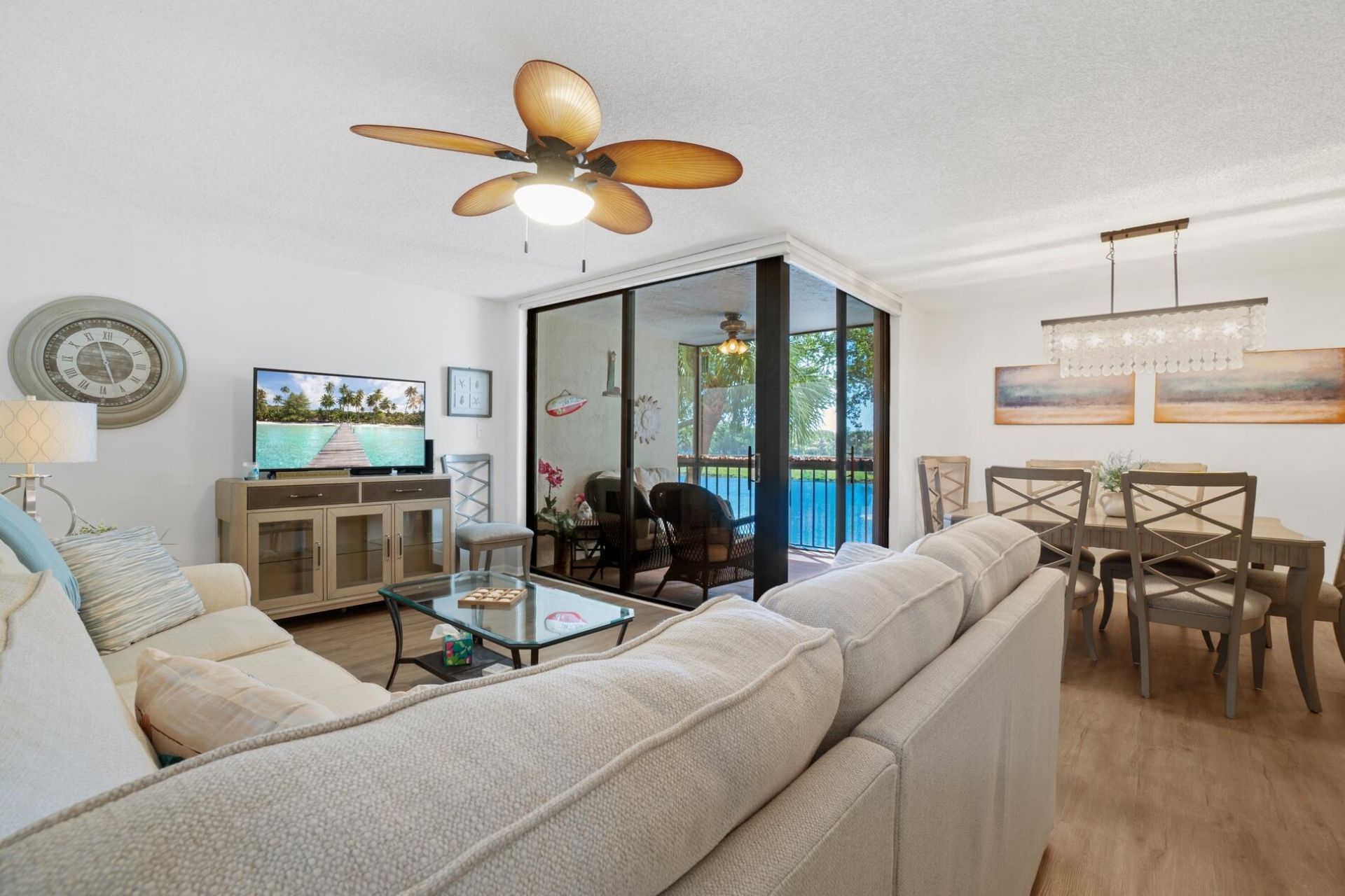 950 Lavers Circle, Unit F307, Delray Beach, FL 33444 Photo