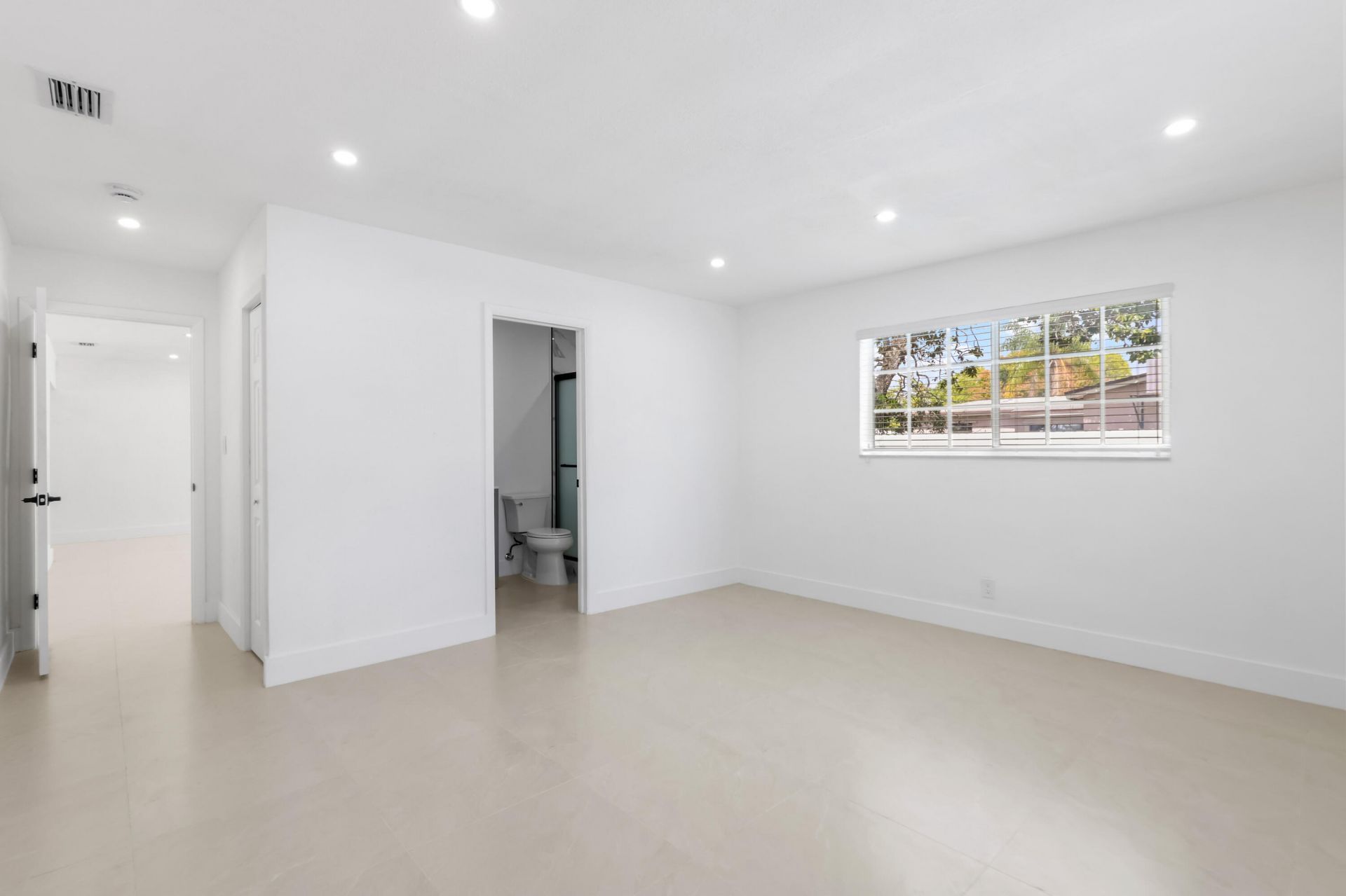 6573 Eaton Street, Hollywood, FL 33024 Photo