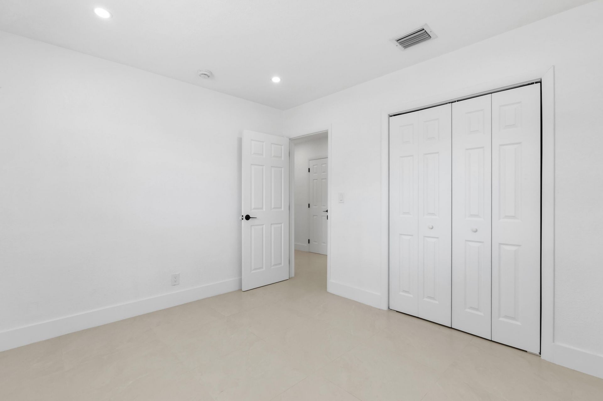 6573 Eaton Street, Hollywood, FL 33024 Photo