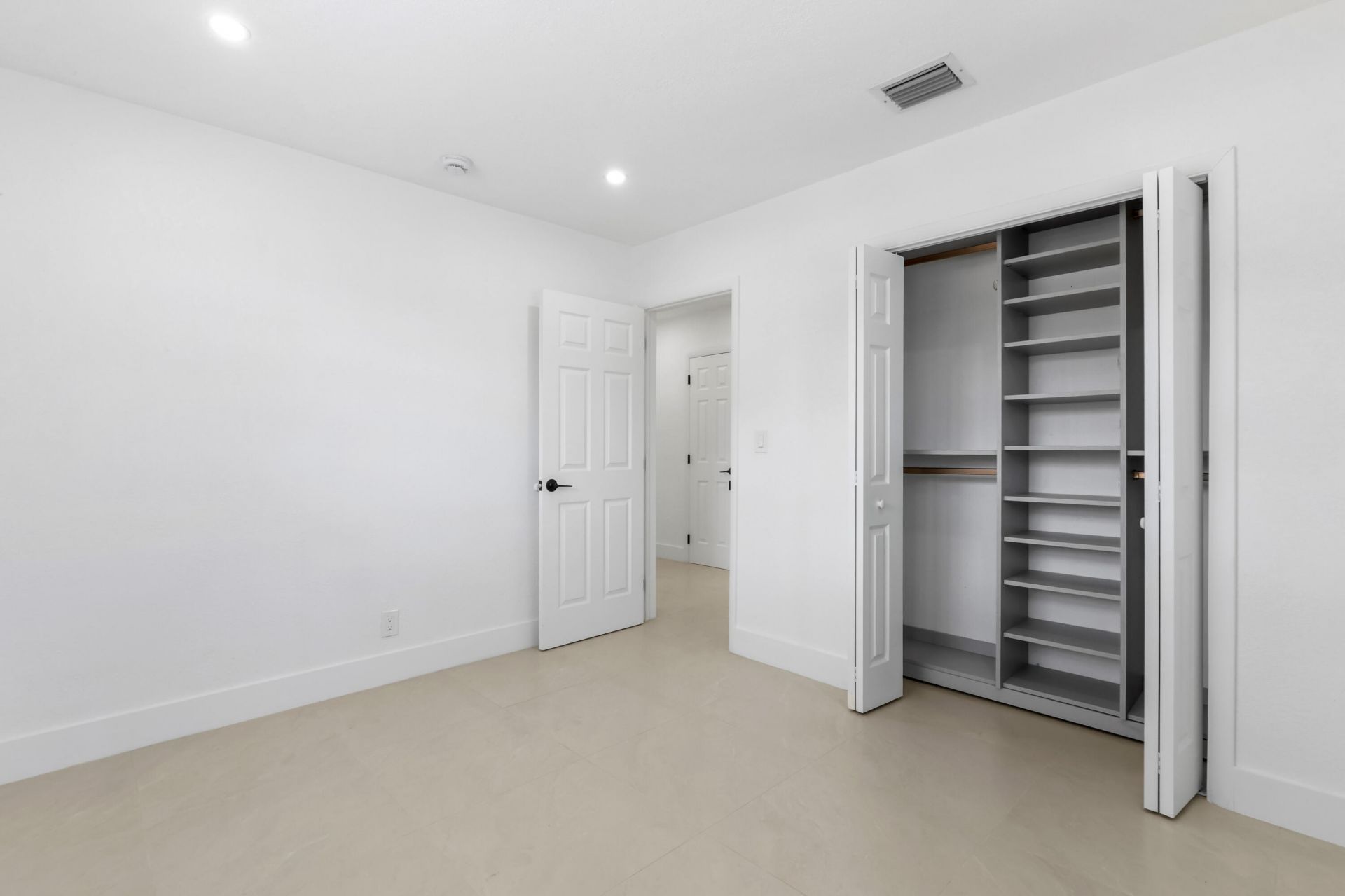 6573 Eaton Street, Hollywood, FL 33024 Photo