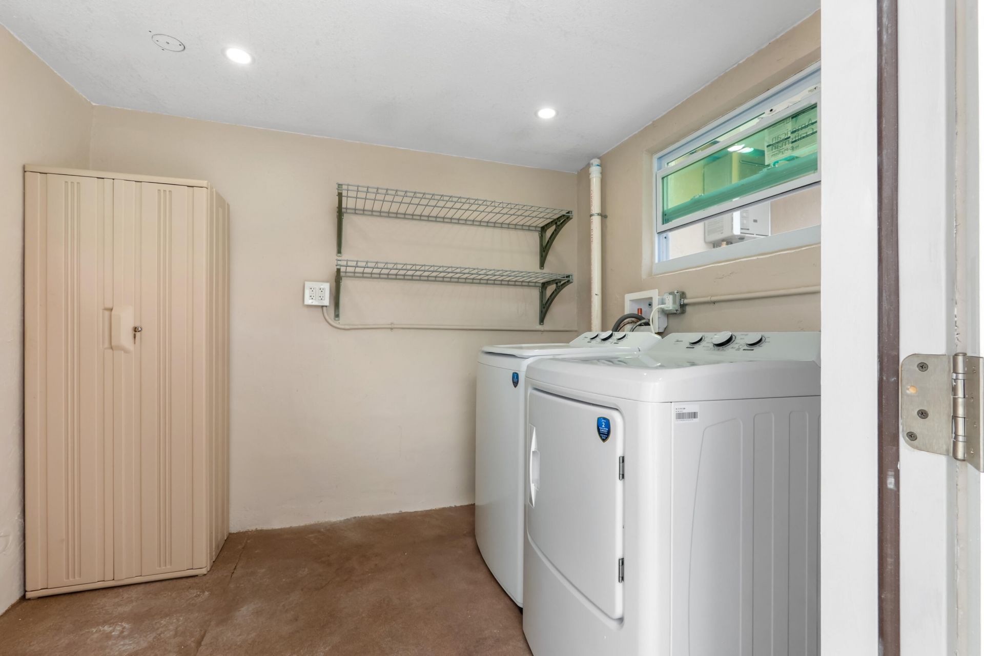 6573 Eaton Street, Hollywood, FL 33024 Photo