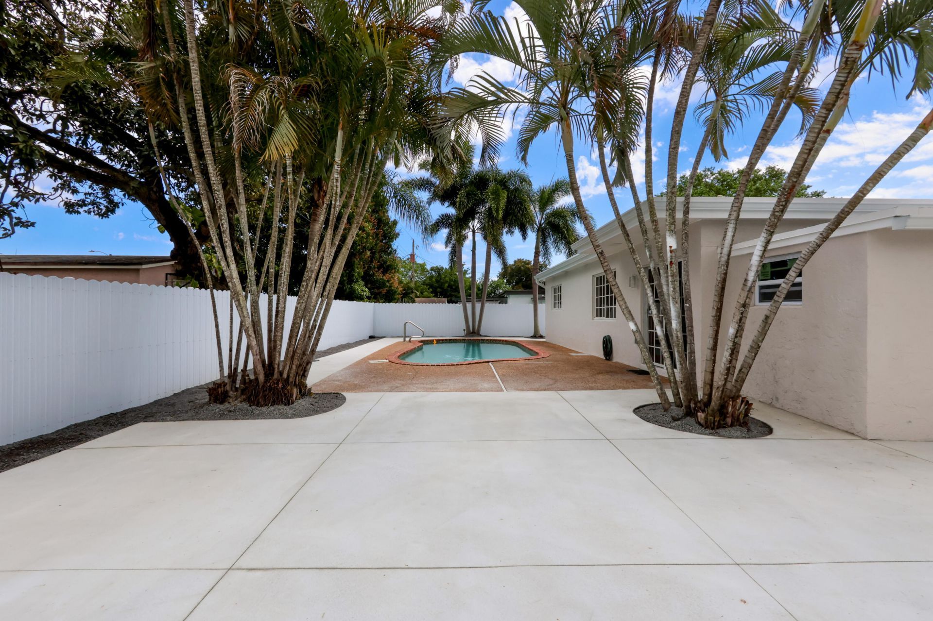 6573 Eaton Street, Hollywood, FL 33024 Photo