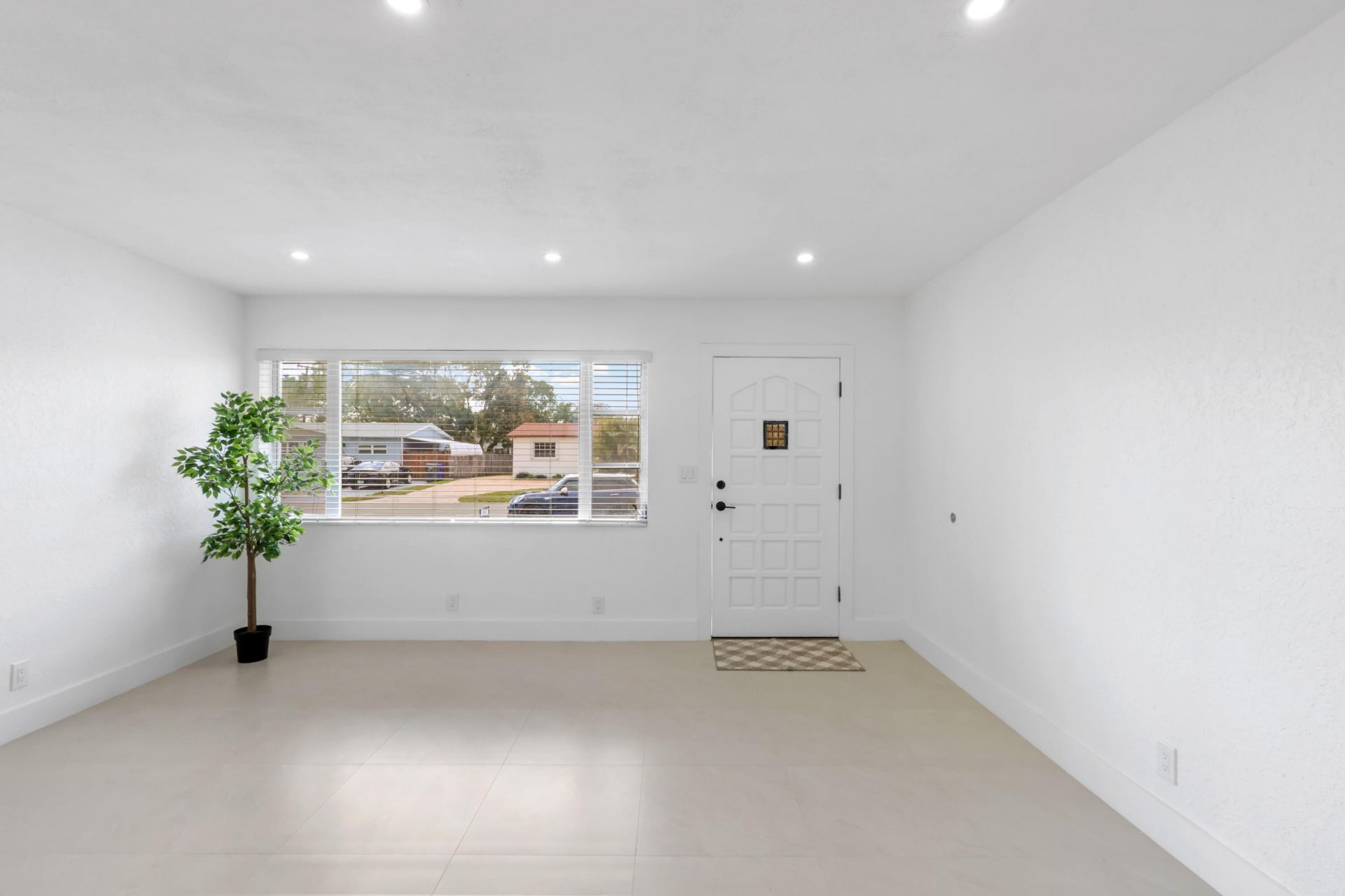 6573 Eaton Street, Hollywood, FL 33024 Photo