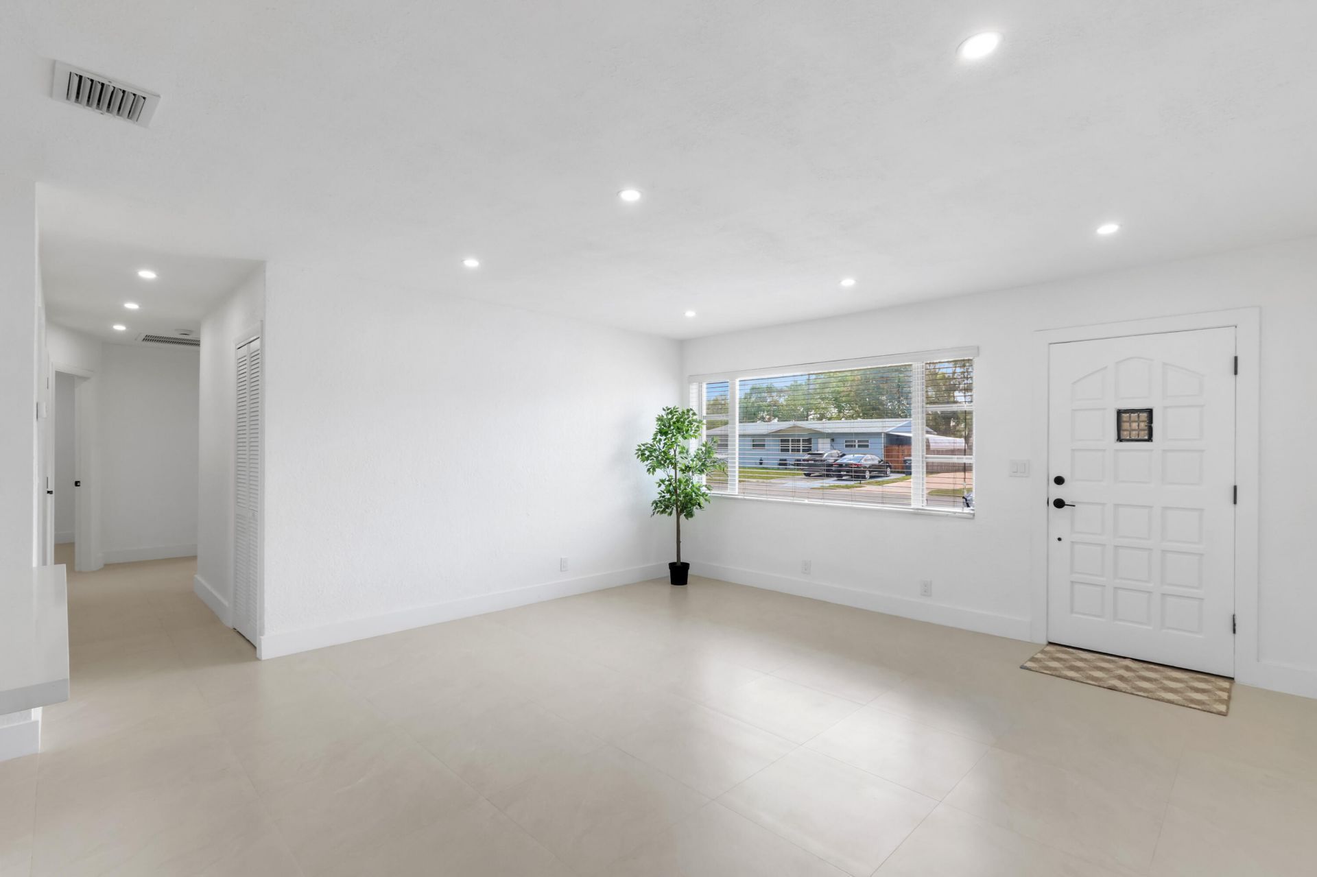 6573 Eaton Street, Hollywood, FL 33024 Photo